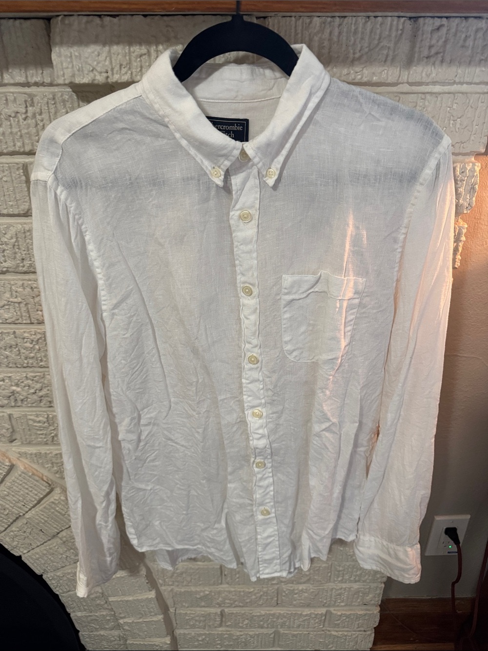 Abercrombie & Fitch Men's White Button-Down 100% Linen Shirt